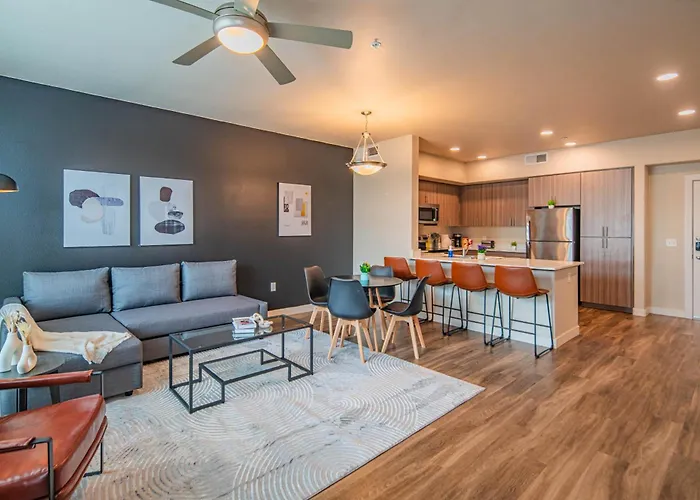 Apartment The Luxe Lookout Balcony Pool Sleeps 4 Tempe